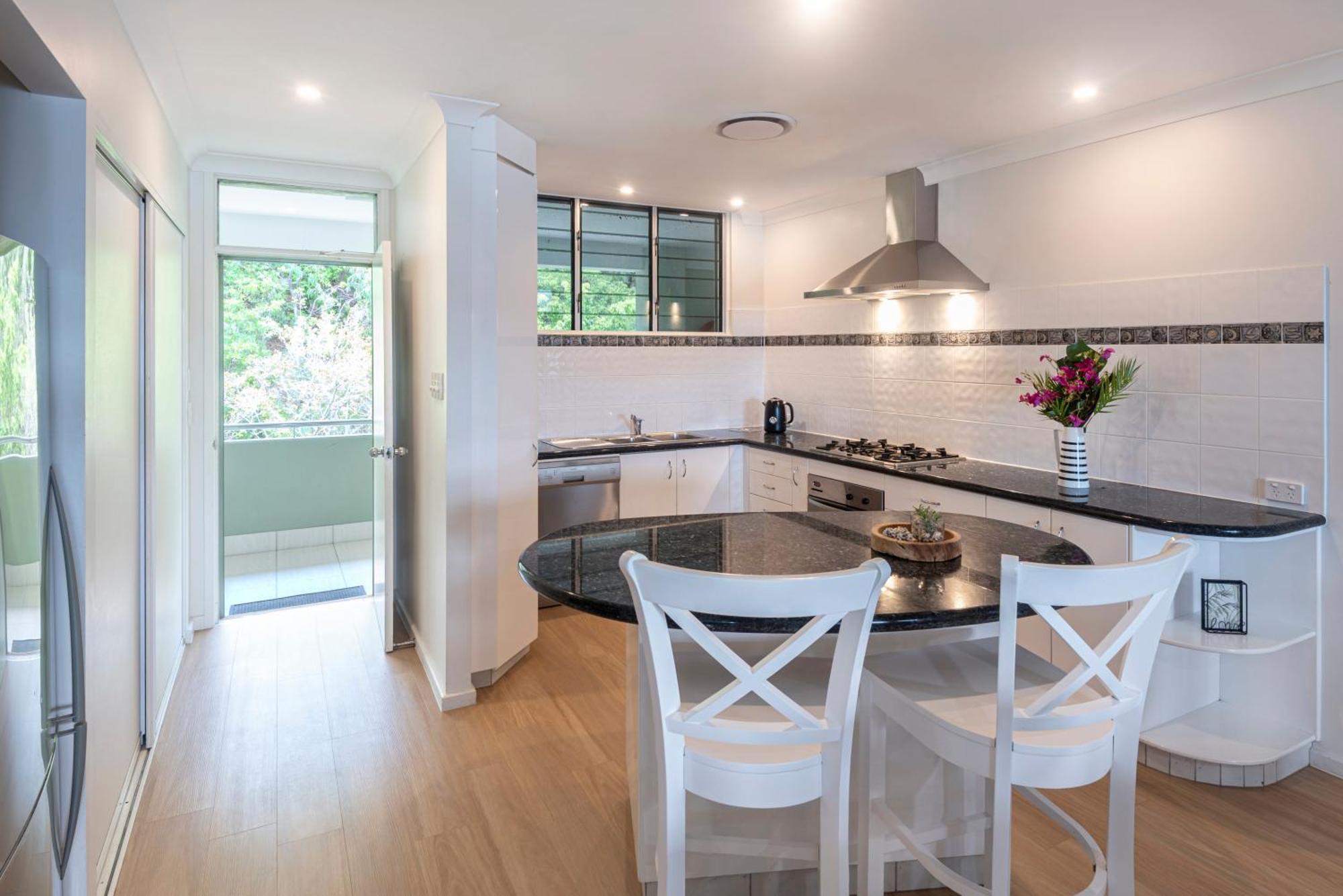 Lagoon Beachfront Lodge 202 On Hamilton Island By Hamorent Kültér fotó