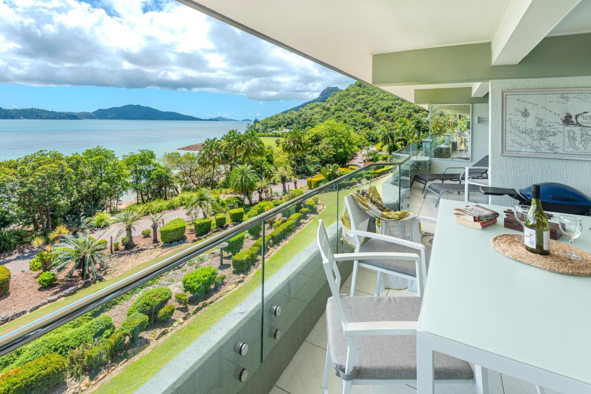 Lagoon Beachfront Lodge 202 On Hamilton Island By Hamorent Kültér fotó